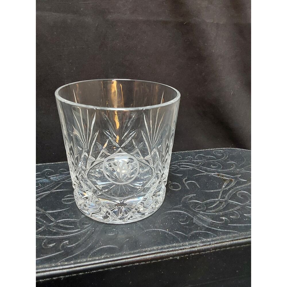 Woodland Reserve Glencairn crystal rock whiskey glass lowball display WR logo